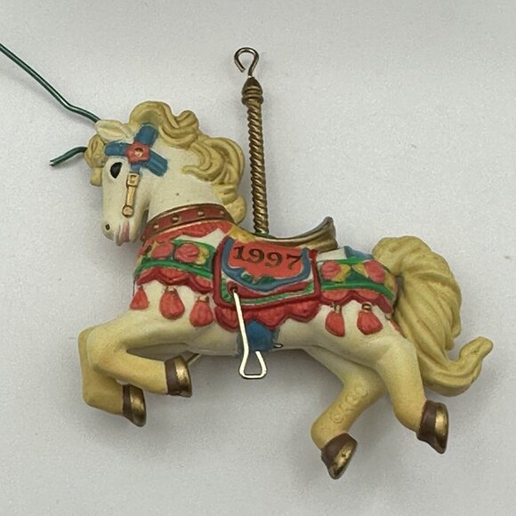 1997 Carlton Heirloom In Box 1st In Series 'Carousel Dreams' Ornament - Picture 2 of 6